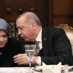 Fatima: het verhaal achter de tolk van Erdogan