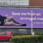 Britse moslim zoekt vrouw via reclamebord