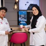 T-Mobile: bedrijfskleding met optionele hijab