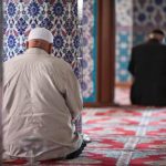 Honderden moskeeën wijzen uitnodiging ministerie af