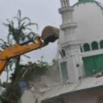 China sluit honderden moskeeën